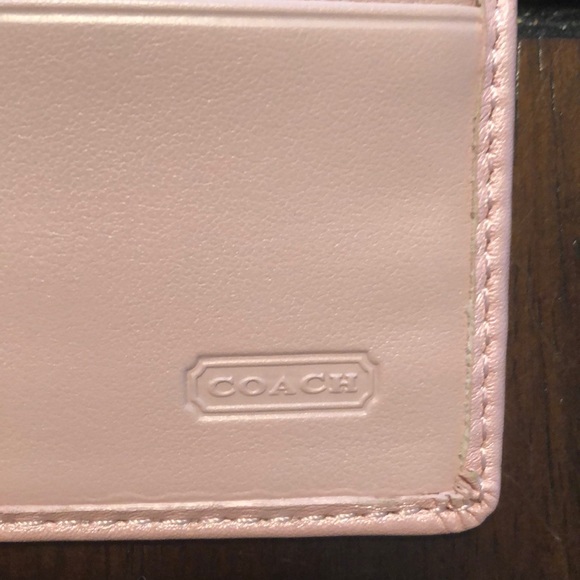 *Authentic* Coach Wallet - Picture 5 of 8